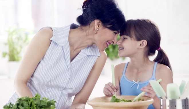 Ce ne recomandă nutriționistul să mâncăm vara - mancarevaraa-1341751160.jpg