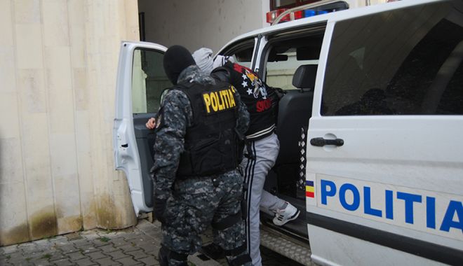 Mandat de închisoare pentru furt calificat - mandat-1707836215.jpg
