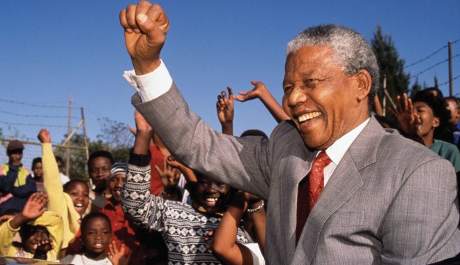 Nelson Mandela a fost externat și s-a întors la Johannesburg - mandela-1377935420.jpg