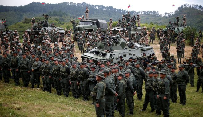 Manevre militare la frontiera Venezuelei cu Columbia - manevre-1567606026.jpg