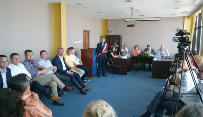 Fuziunea PMP-UNPR a dat peste cap planurile primarului de la Mangalia, Cristian Radu - mangalia-1469458073.jpg