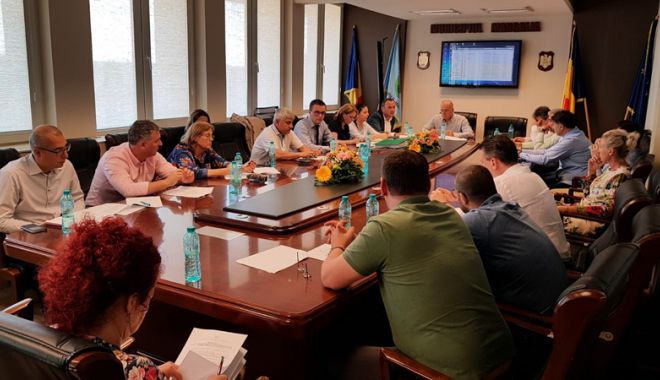 Consilierii locali din Mangalia au aprobat finanțarea pentru modernizarea trotuarelor - mangalia-1528473390.jpg