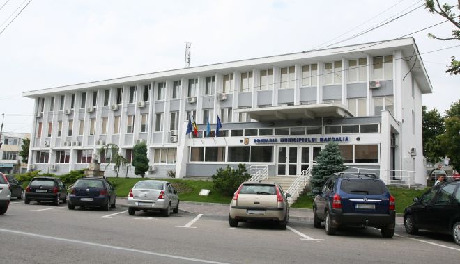 Consilierii locali din Mangalia, reuniţi în şedinţă. Au stabilit taxele și impozitele pentru 2021 - mangalia-1609085267.jpg