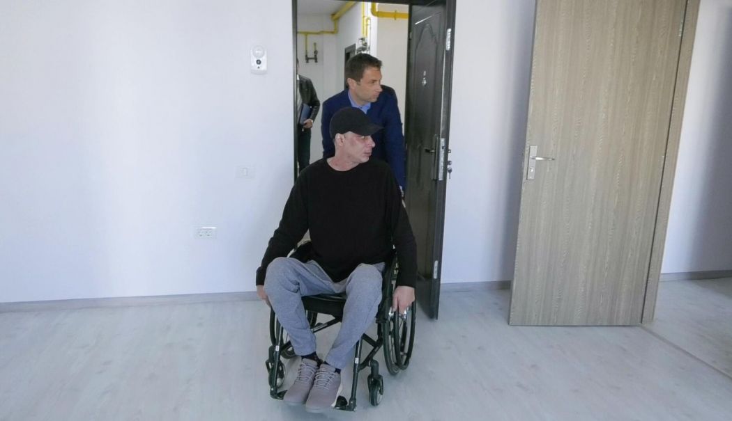 Un tânăr cu dizabilități a primit locuință nouă de la Primăria Mangalia - mangalia-1717056898.jpg