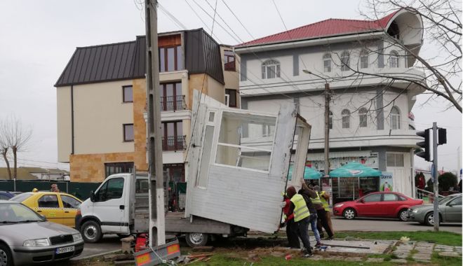 Start operațiunii de demolare a construcțiilor ilegale. 