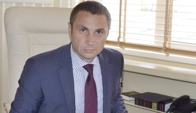 Primarul Cristian Radu: 