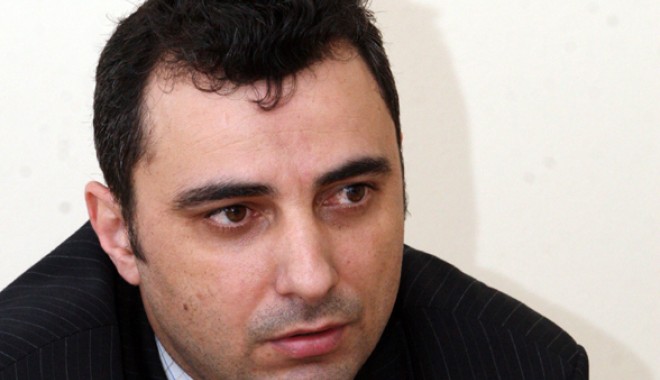 Instanța a anulat invalidarea lui Paul Foleanu în Consiliul Local Mangalia - mangaliasedintaconsiliu141321632-1342701268.jpg