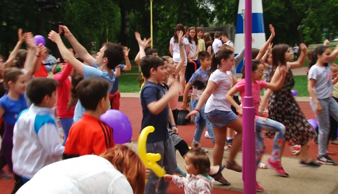 Ce surprize a pregătit Primăria Mangalia  pentru copiii din oraș - mangaliaziuacopilului-1495559029.jpg