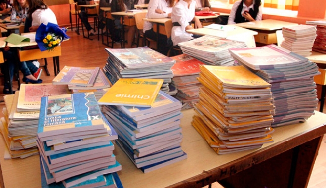 VEȘTI MINUNATE PENTRU ELEVI. Iată ce se întâmplă cu manualele școlare - manuale-1493738265.jpg