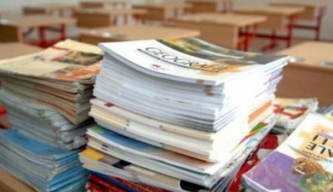 Ministerul Educației a decis să rescrie toate manualele noi de la clasa I - manualescolare740x360-1522008814.jpg