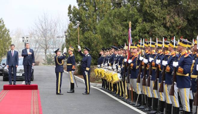 MApN, 400 de exerciții și 96 de programe de achiziții, în 2015 - mapn-1457029580.jpg