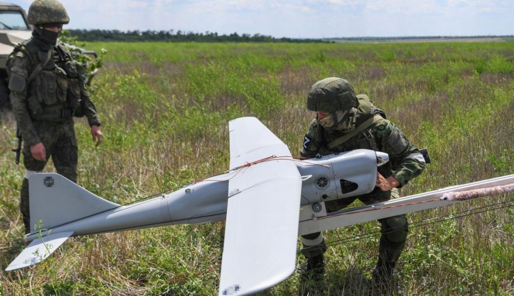 MApN: Resturi de dronă de provenienţă rusească, găsite în apropierea localităţii Plauru - mapn-resturi-drone-1721907274.jpg