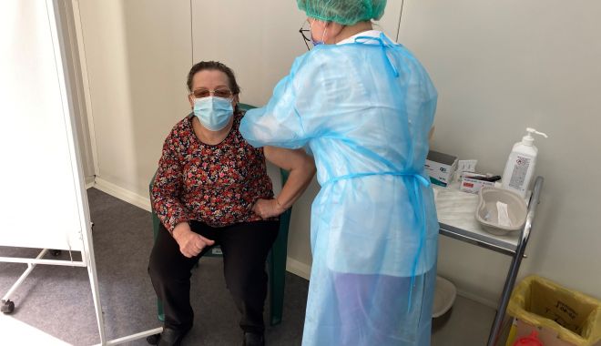 Maraton de vaccinare pe faleza Cazinoului din Constanţa, sâmbătă, 15 mai - maraton-1620901109.jpg