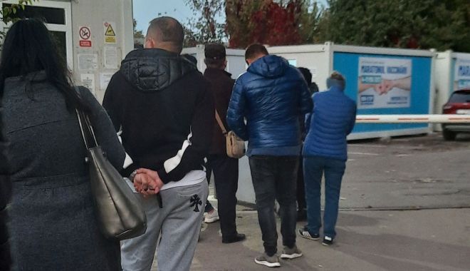 Spitalul Militar şi-a extins programul de vaccinare şi în weekend - maraton12-1635358016.jpg