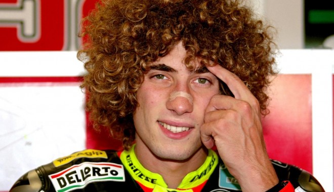 VIDEO / Accident teribil la Moto GP: Motociclistul Marco Simoncelli a murit. Atenție! Imagini șocante! - marcosimoncelli-1319363717.jpg