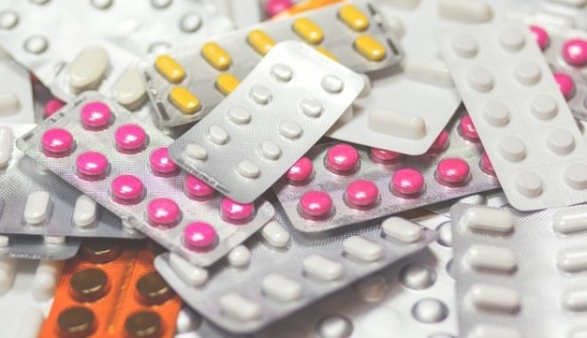 Cum pot fi protejați pacienții împotriva medicamentelor contrafăcute - mareatentie50dinmedicamentelevan-1518433550.jpg
