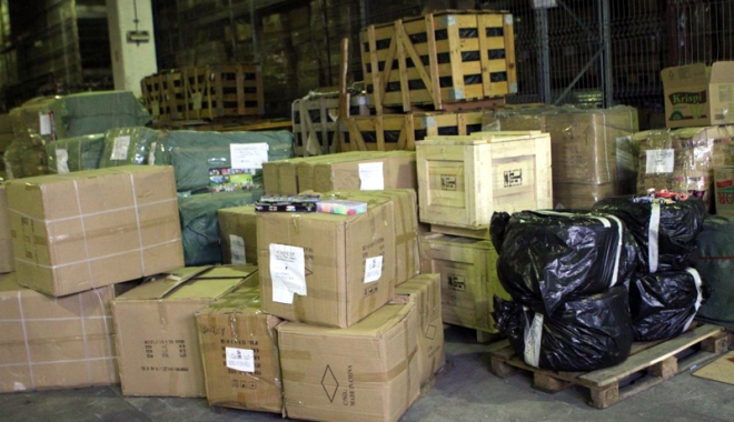 Marfă în valoare de peste 100.000 lei, confiscată în Portul Constanța - marfa-1489515542.jpg