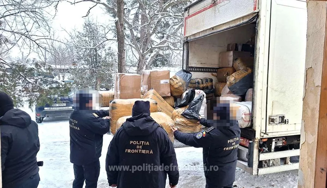 Captură record. Tir plin cu marfă de milioane de lei, ridicat de poliție - marfa-confiscata-1771922268.webp