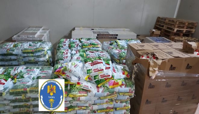 Mărfuri contrafăcute, în valoare de 221.550 de lei, confiscate de vameșii din Brașov - marfuricontrafacuteinvaloarede22-1674068226.JPG