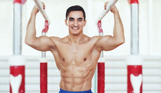 Fostul gimnast Marian Drăgulescu va găti o masă caldă pentru 500 de câini din Adăpostul Speranţa - marian-dragulescu-caini-1696514564.jpg