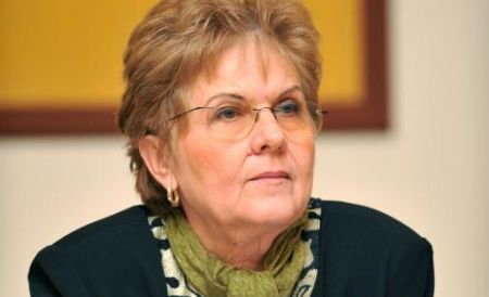 De ziua lor, pensionarii vor indexarea pensiilor - marianacmpeanu-1349096677.jpg