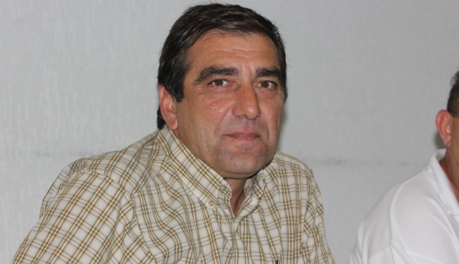 Cum atrage localitatea Corbu milioane de euro - mariangalbinasucorbu1-1347980890.jpg