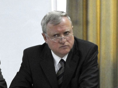 Marian Sârbu: Salariile bugetarilor vor crește cu 15% în 2012,majorarea ar putea fi făcută în tranșe - mariansarbu0-1312271504.jpg