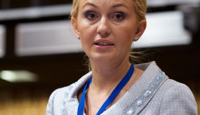 Ce a făcut Maria Stavrositu la Paris - mariastavrositustrasbourg1323706-1323728541.jpg