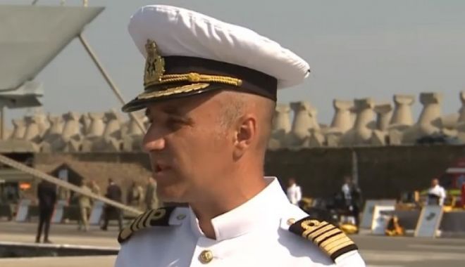 Glume despre viața de marinar. Comandant: Să fii pregătit să ți se nască copiii când ești departe. E bine să fii acasă când îi concepi