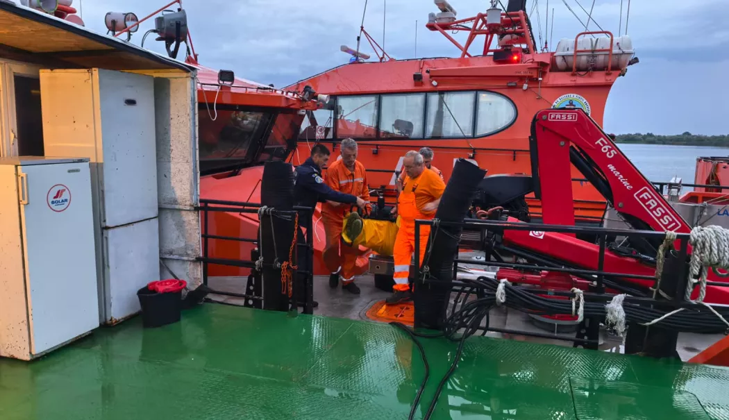 Foto - Trei marinari, internați la ATI după incidentul din Marea Neagră. Care este starea lor