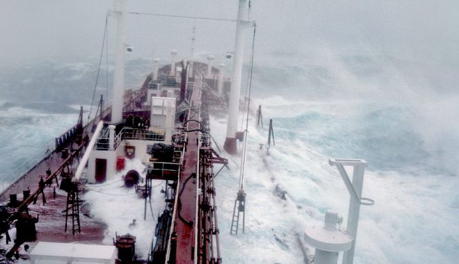 Supraviețuirea pe JUNGLA PLUTITOARE. Un sfat de nota 10 pentru navigatori - marinari1012-1544429675.jpg