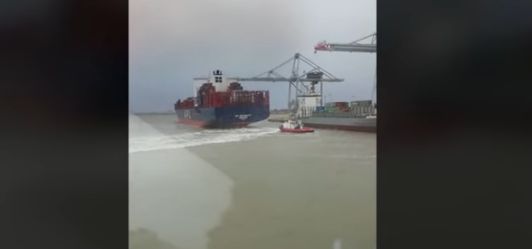 Imaginile zilei, cu DEZASTRUL din Portul Antwerpen. Navigatorii, ÎN ALERTĂ! Galerie foto / video - marinari4-1576086899.jpg