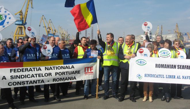 Marinarii cer de ziua lor să nu mai fie ignorați de guvernele lumii - marinariicerdeziualorsanumaifiei-1593006437.jpg