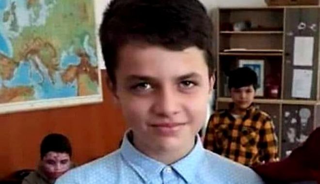 Elev dispărut din fața școlii. Apel disperat: 