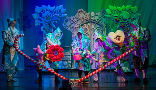 Moment artistic de Ziua Marionetei, la Teatrul „Căluţul de mare” - marionete-1615899064.jpg