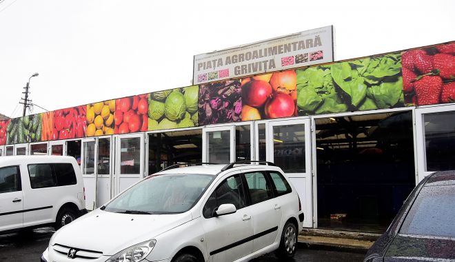 Mărţişoare în pieţele din Constanţa. Comercianţii pot închiria standuri pentru a le expune - martisoare-1644521214.jpg