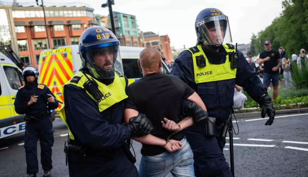 Mărturiile românilor din Anglia, după protestele anti-migranţi