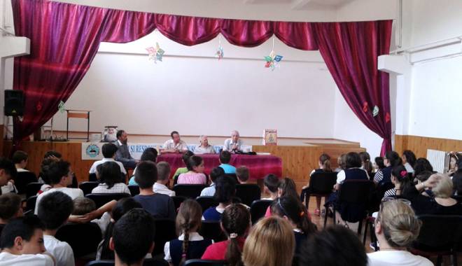 Mărturisiri făcute elevilor de foști deținuți politici - marturisirifacuteelevilor-1434474536.jpg