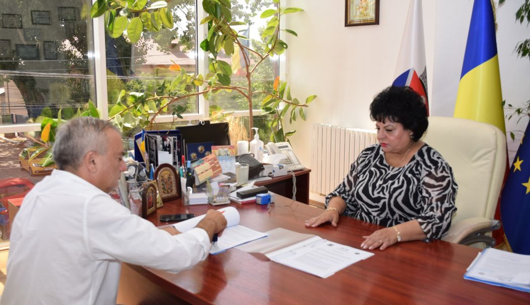 Veste bună pentru cei 1.300 de elevi din comuna Cumpăna! S-a semnat contractul pentru masă caldă