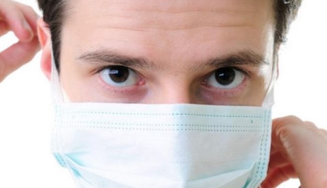 Motivul pentru care cei care fac vaccinul anti-Covid trebuie să poarte în continuare masca sanitară - masca-1610876962.jpg