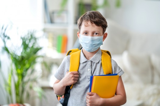 Sorin Cîmpeanu: Elevii care merg la şcoală vor primi măşti de protecţie - masca-1611925300.jpg