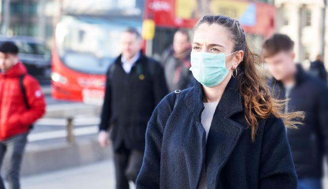 Atenție, constănțeni! Purtarea măștii devine obligatorie în municipiul Constanţa, în toate spaţiile publice exterioare - mascaobligatorie-1604321939.jpg