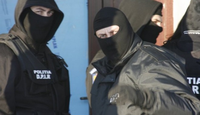 DESCINDERI în județul Constanța / Vizați angajați ai Judecătoriei MANGALIA - mascatidescinderi1600x399-1331187172.jpg