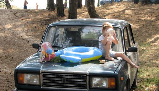 Cum planifici o excursie cu copiii - masina-1311751005.jpg