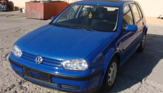 VW Golf neînmatriculat, depistat la Negru Vodă - masina-1360751669.jpg