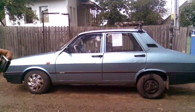 Vreți să vindeți o mașină? Iată ce ar trebui să aveți în vedere - masina-1368605635.jpg