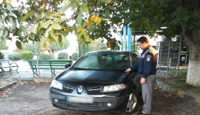 Prins cu mașina furată, pe platformă! - masina-1537865340.jpg