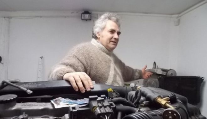 Mașina care merge cu apa. Un român a dat lovitura, alimentează o dată la două luni