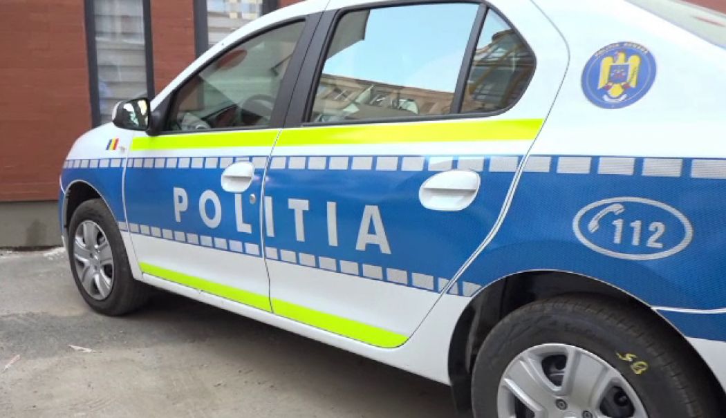 A furat un autoturism chiar când proprietarul verifica presiunea cauciucurilor - masina-furata-1733144453.jpg