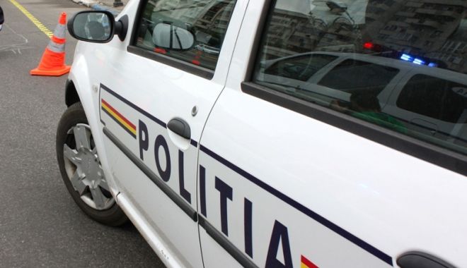 Amendă pentru un local din Constanța, în ziua votului. Ce au constatat polițiștii - masinapolitie-1574591414.jpg